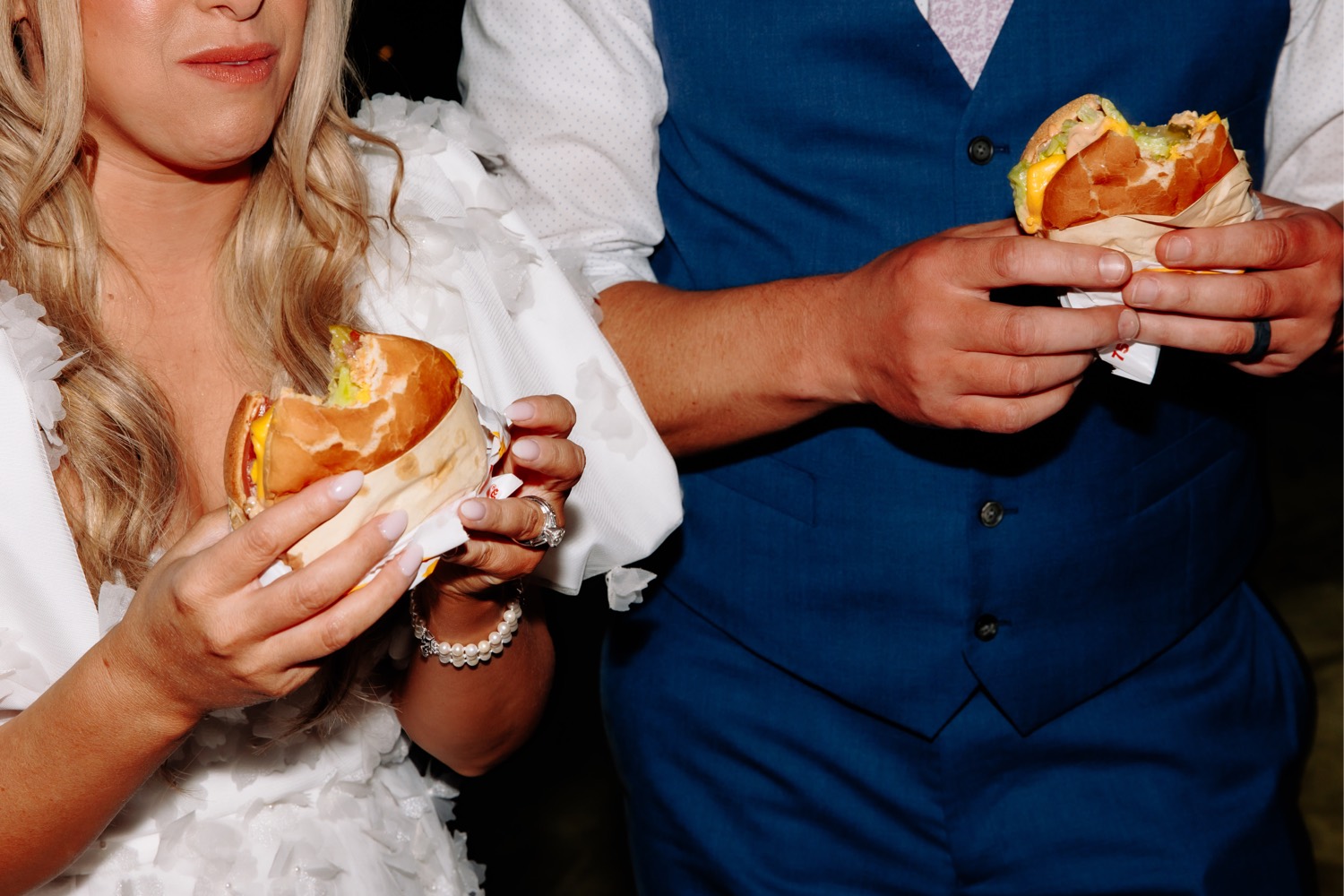 creative and fun wedding reception ideas; in and out burgers