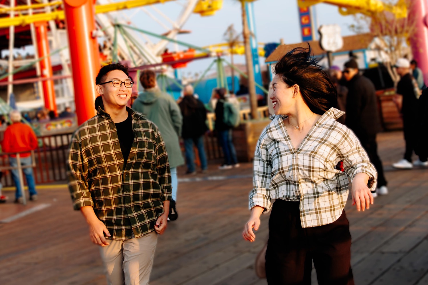 Los Angeles Santa Monica Pier date photo shoot