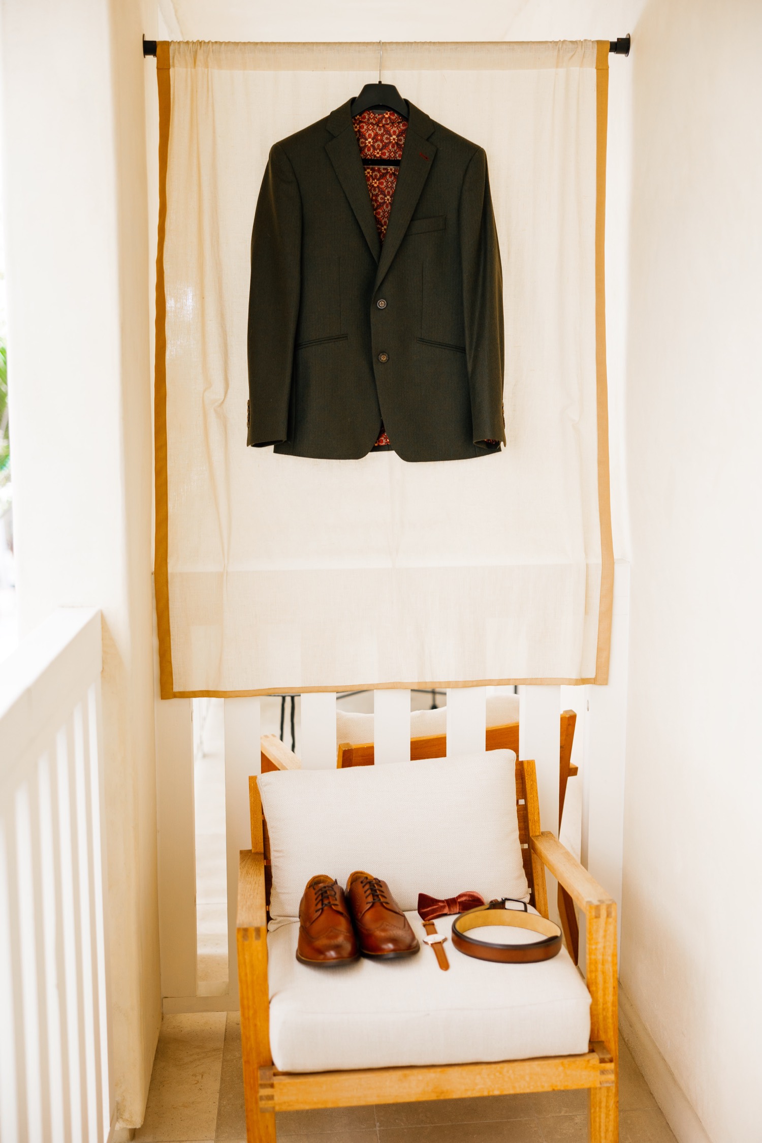 grooms suit for wedding