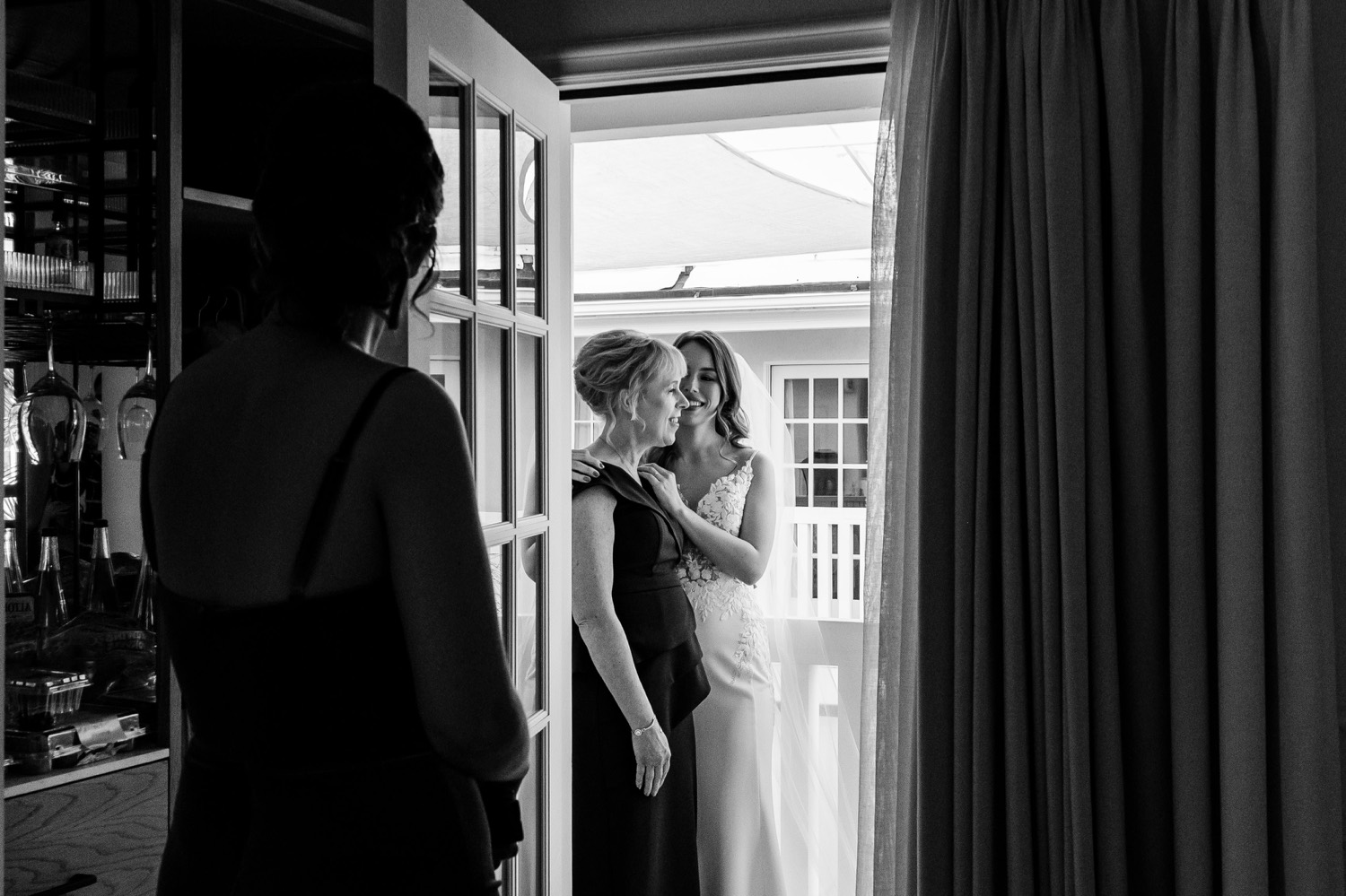 bride and mom pictures